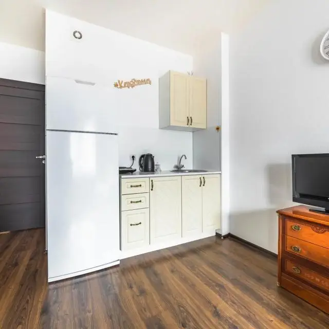 Real photos of How are you at Home on 171k4 Veterans Avenue