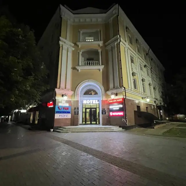 Real photos of Nokhcho-Star