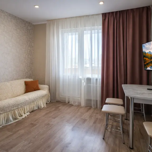Real photos of LikeHome on the street Avtomobilistov 2D