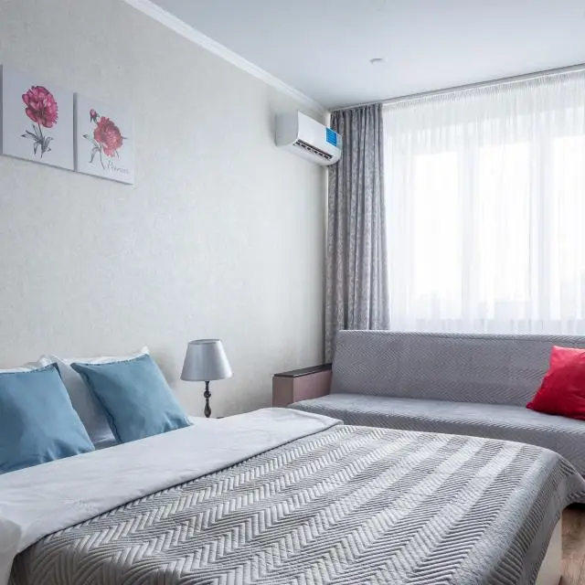 Real photos of Apartments on 270 Kommunarov Street