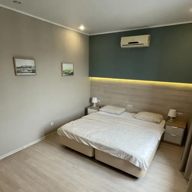 Real photos of Sibgat Apartments on Sibgat Hakim Street 40