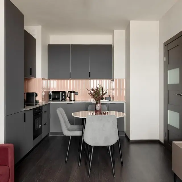Real photos of MyHome YourHome (MyHome YoHome) on Budyonny Avenue