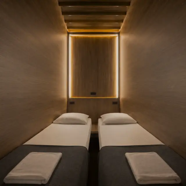 Real photos of Capsule Hotel Barch
