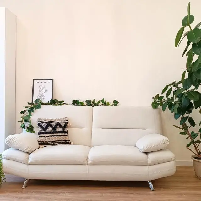Real photos of DeNewHome on Revolution Avenue 23