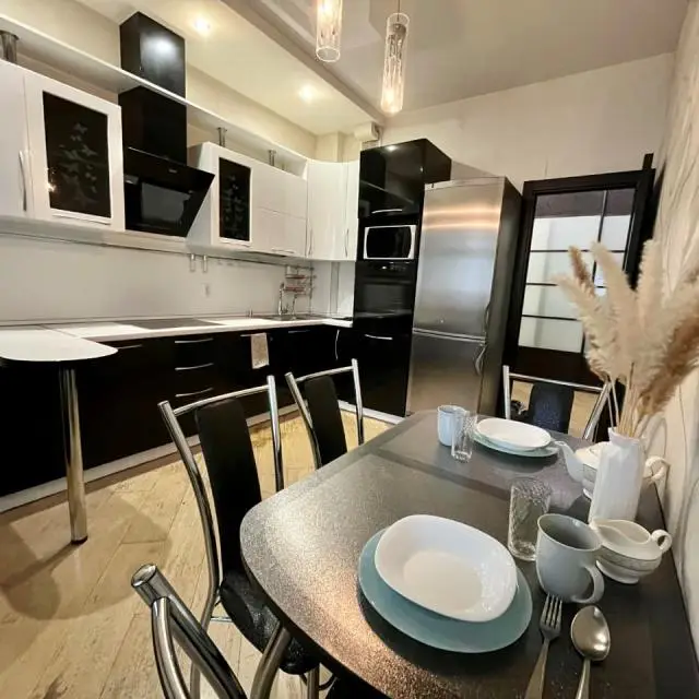 Real photos of The Ukunetsov Apartments on 71a Chistopolskaya Street