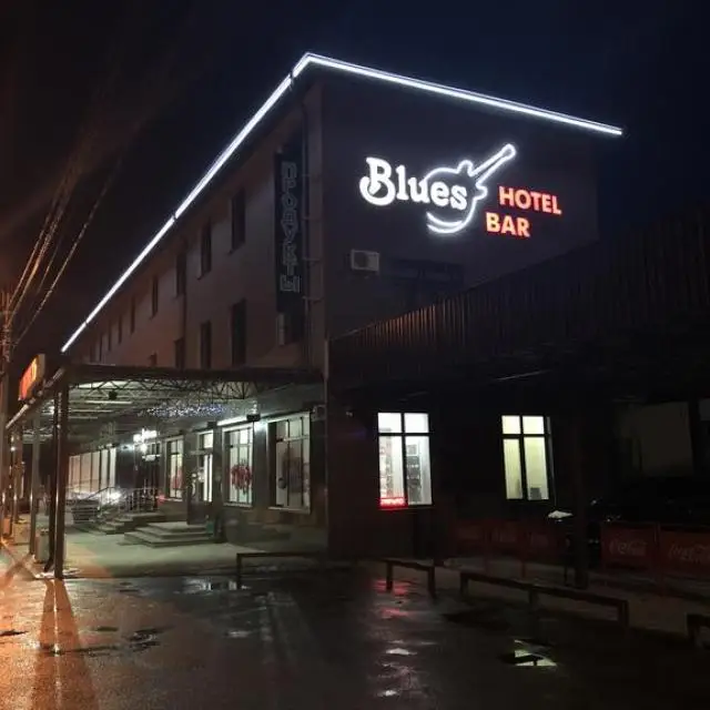 Real photos of Blues