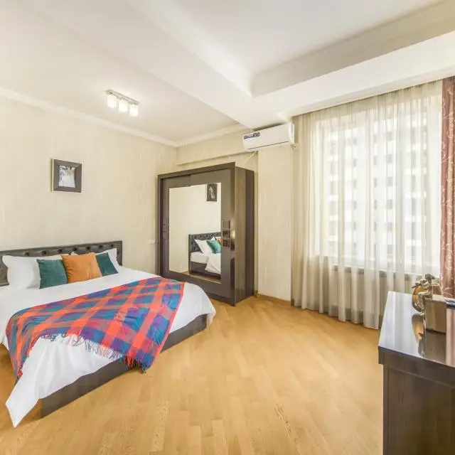 Реальные фото Stay Inn (Стей Инн) на улице Павстоса Бузанда 13