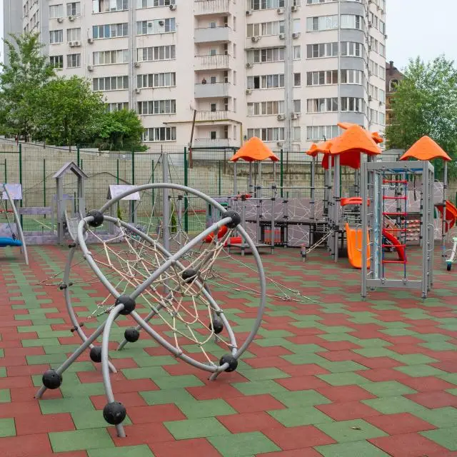 Real photos of LetoApart (LetoApart) on Lenin Street