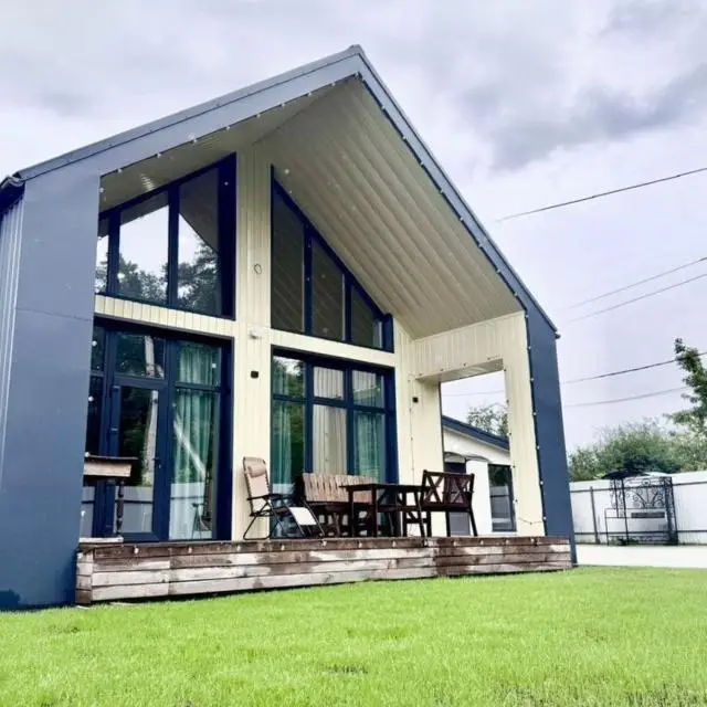 Real photos of House with a warm pool  "Quiet pine"