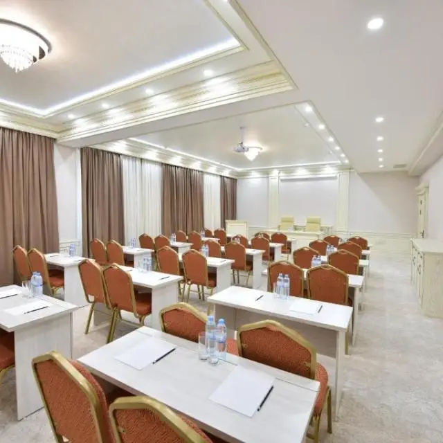 Реальные фото Qushbegi Plaza Hotel (Кушбеги Плаза)