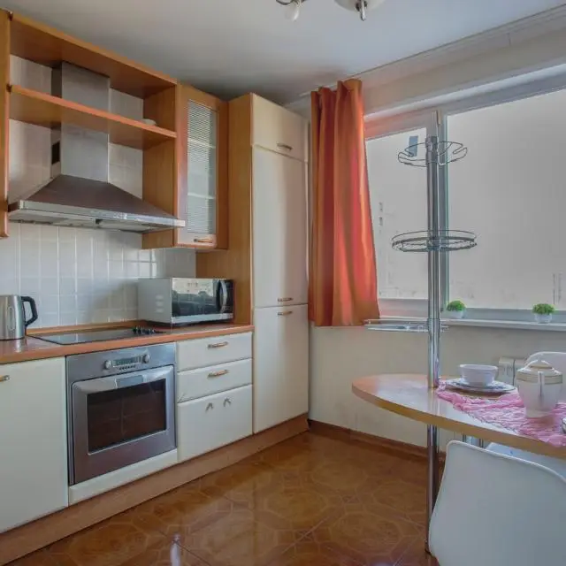 Real photos of Moment House on Kutuzov Street