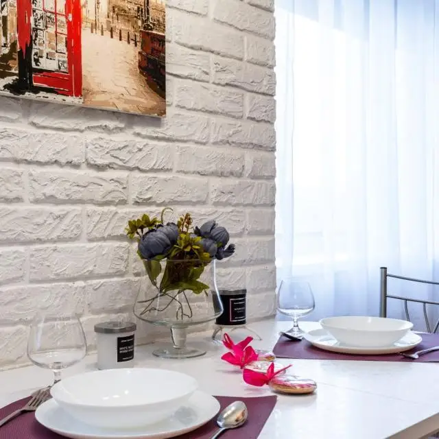 Реальные фото Room Hotel (Рум Отель) на проспекте Бардина