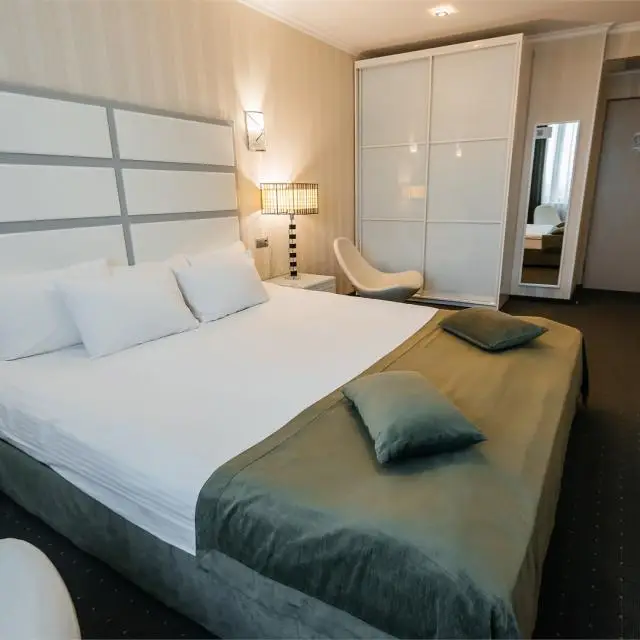Real photos of Don Plaza Congress Hotel