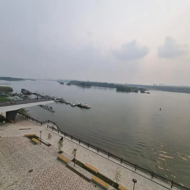 Real photos of Apart River