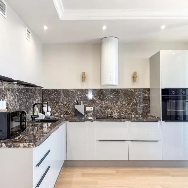 Real photos of Apartment Monaco 24 on Tolstogo 27(311)