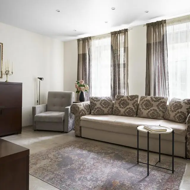 Real photos of Granada Apartments on Stolyarny Lane