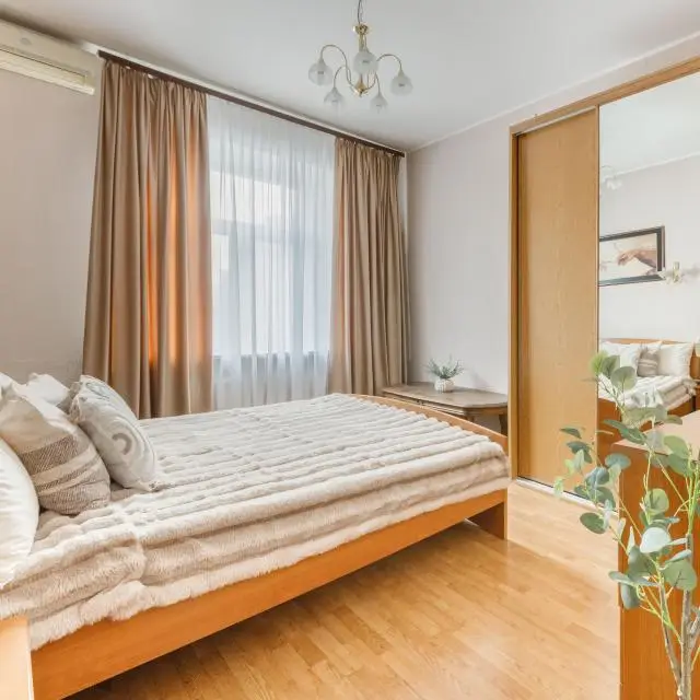 Реальные фото ApartLux (АпартЛюкс) на Большой Доргомиловской 7