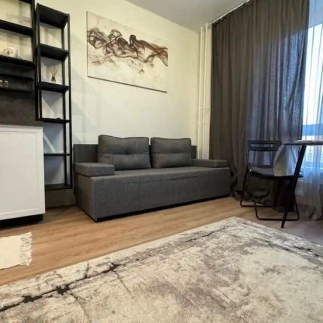 Реальные фото RentMe 24 на Лесная 2