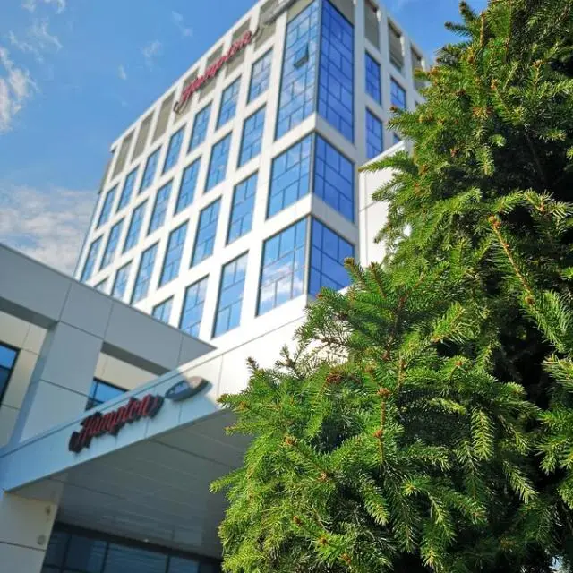 Real photos of Hampton by Hilton Brest