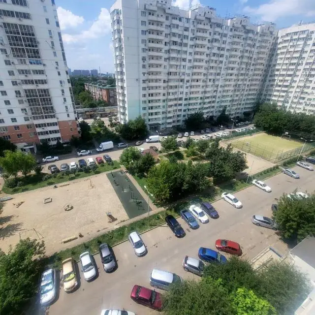 Real photos of Apartamenty Yuzhnaya noch na ulitse Zipovskaya 41