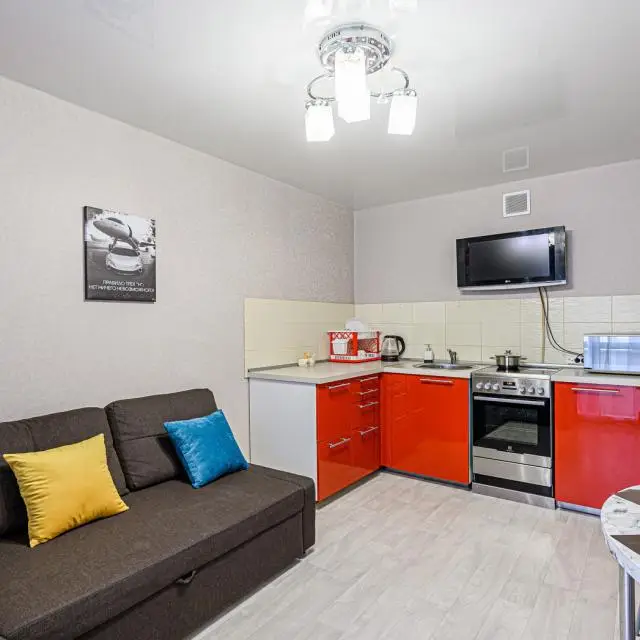 Real photos of Stepanenkov Apartments on 118 Bolshevistskaya Street