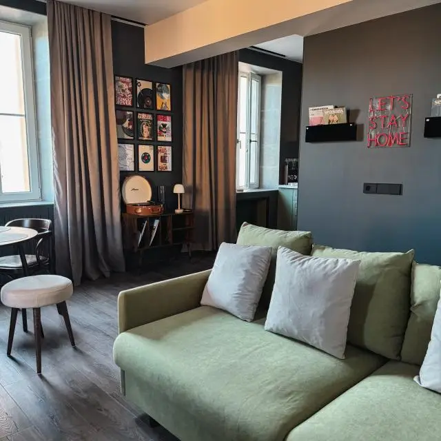 Real photos of AV Arctic House Apartments on Volodarsky 