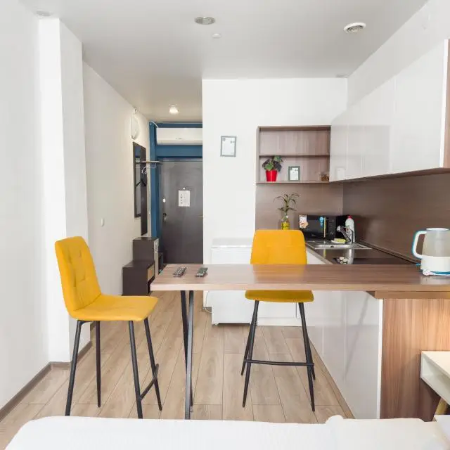 Real photos of Radius central house apartments / Malysheva 42a