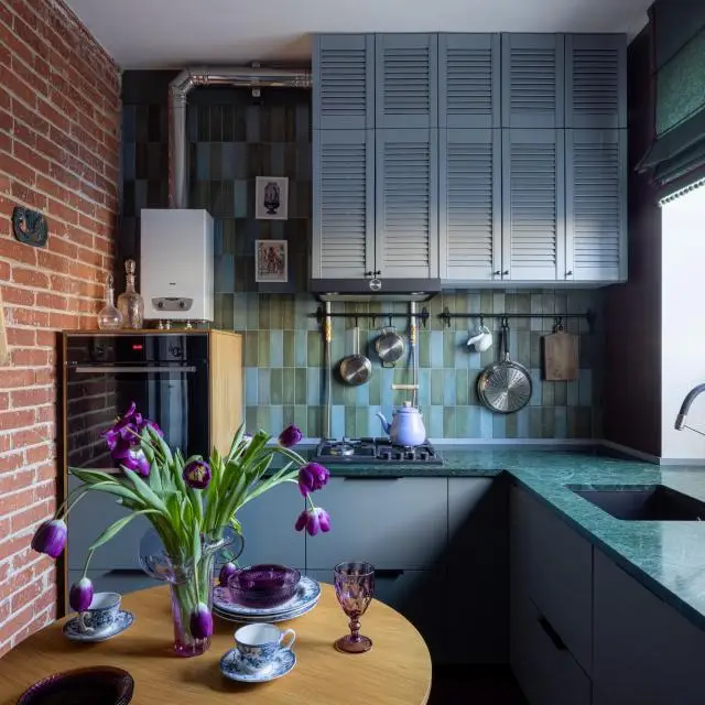 Real photos of Apartment on 81 Chapaev street of the apartment chain "Here"