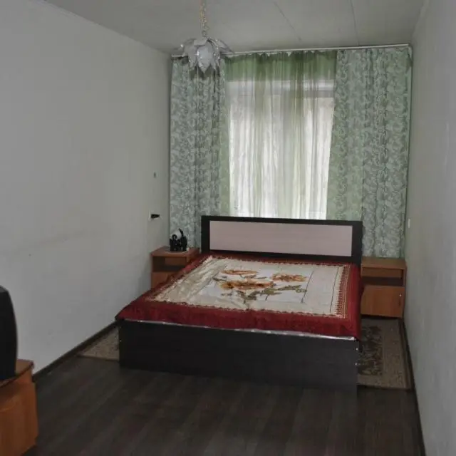 Real photos of Klondike apartments in the 3rd microdistrict of Yuri Gagarin Avenue 30A