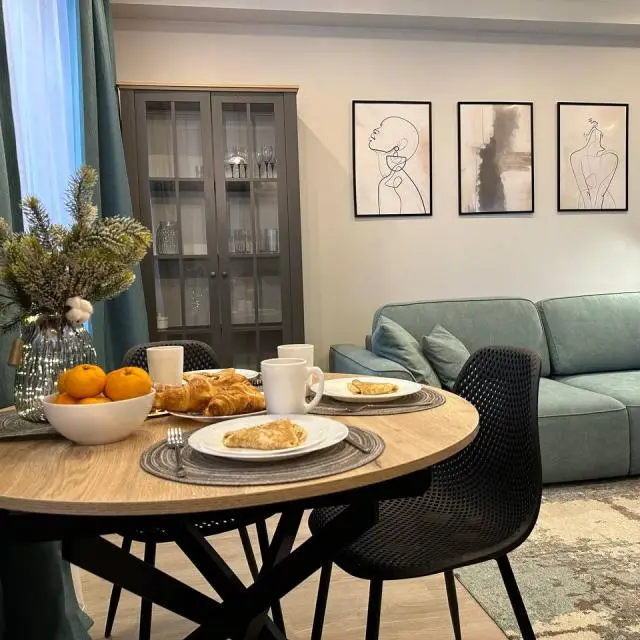 Real photos of Zenhome on 37 Genkina Street