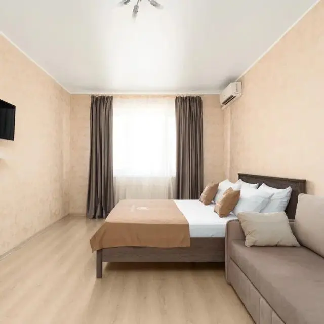 Real photos of Family Apartments on 141 Greedy Street