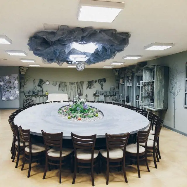 Real photos of Theatrical