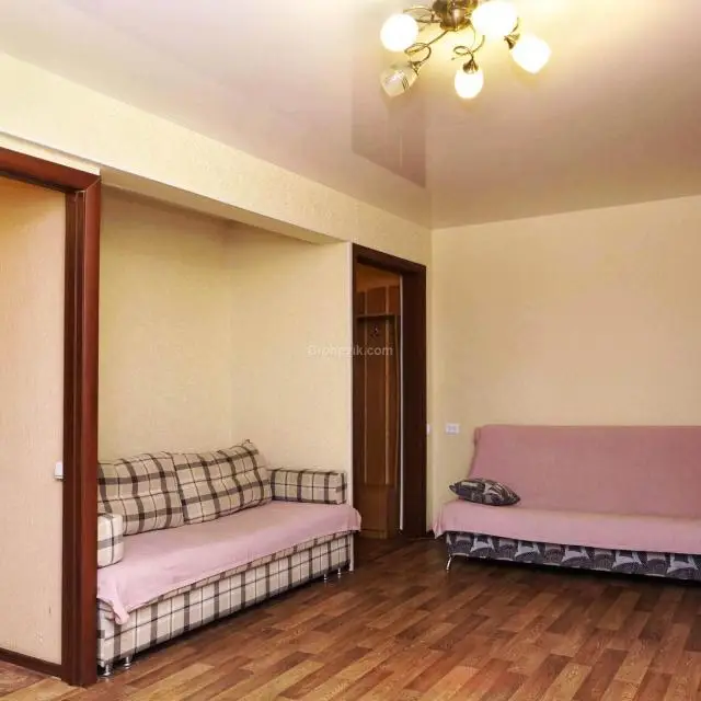 Real photos of 2U (Tu Yu) on Borsoeva street 23