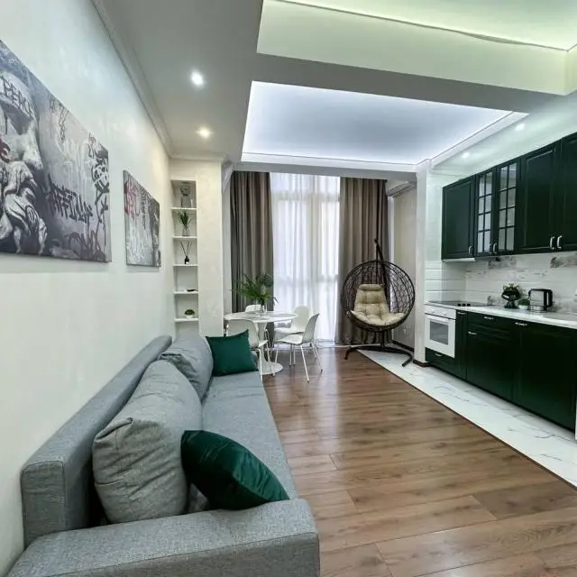 Real photos of TopRooms on Avtozavodskaya street, building 120 