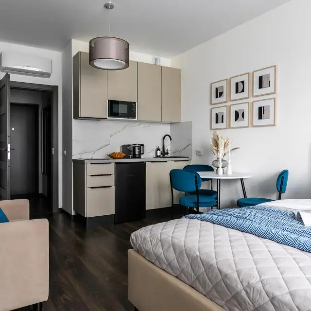 Real photos of MyHome YourHome (MyHome YoHome) on Farforovskaya Street