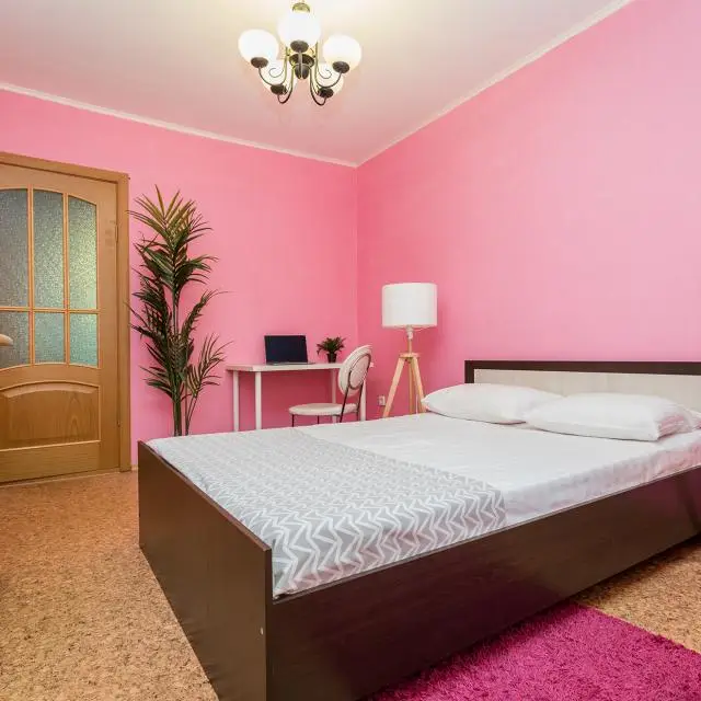 Реальные фото HomeHotel (ХоумОтель) на улице Березовская 102А
