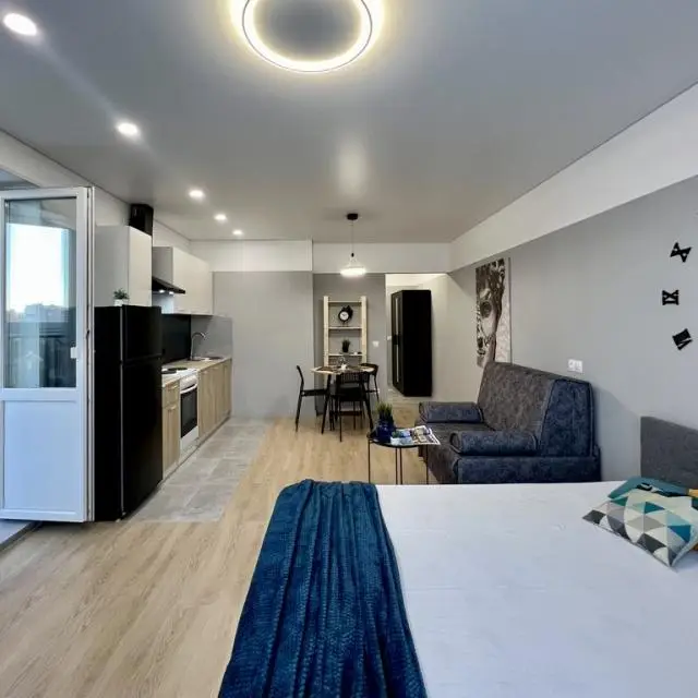 Real photos of Apartment from the company Home Hotel on Samoryadova, 6