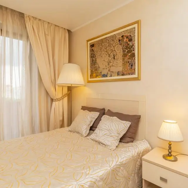 Real photos of Apartments on Molodogvardeytsev street 34