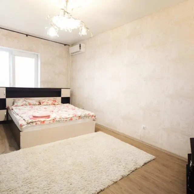 Реальные фото Pryanik Apartments (Пряник Апартментс) на улице Михеева 29