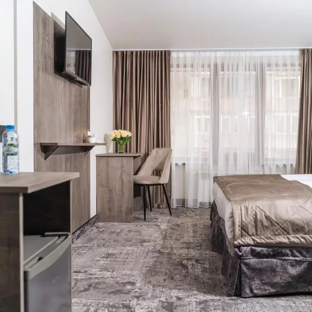 Реальные фото Median Hotel City Center Yerevan (Медиан Сити Центр Ереван)