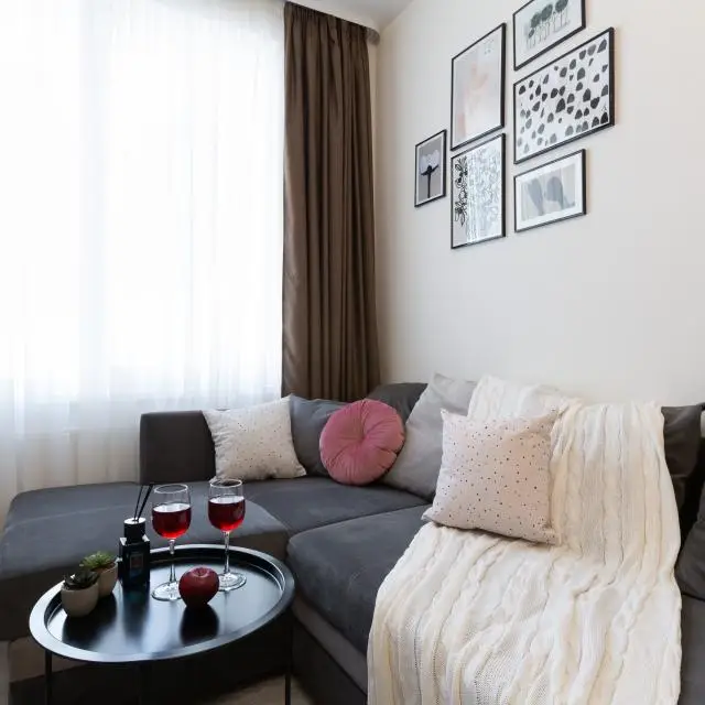 Real photos of Apartments on Linden Grove Street