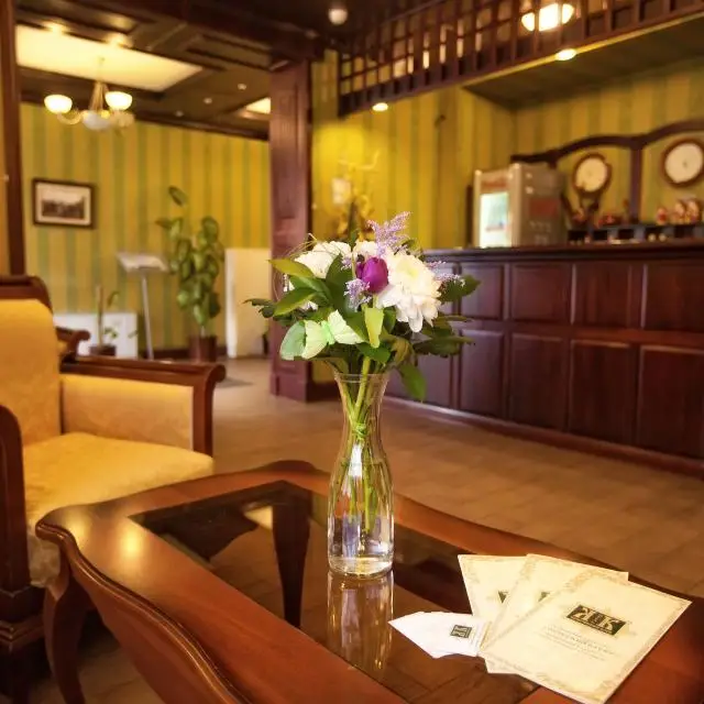 Real photos of Kupechesky Club
