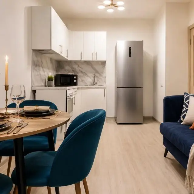 Real photos of Euro one-bedroom apartment with a view of the river and the city