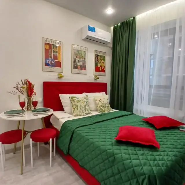 Real photos of Apartments on Garshina street 25 building 1