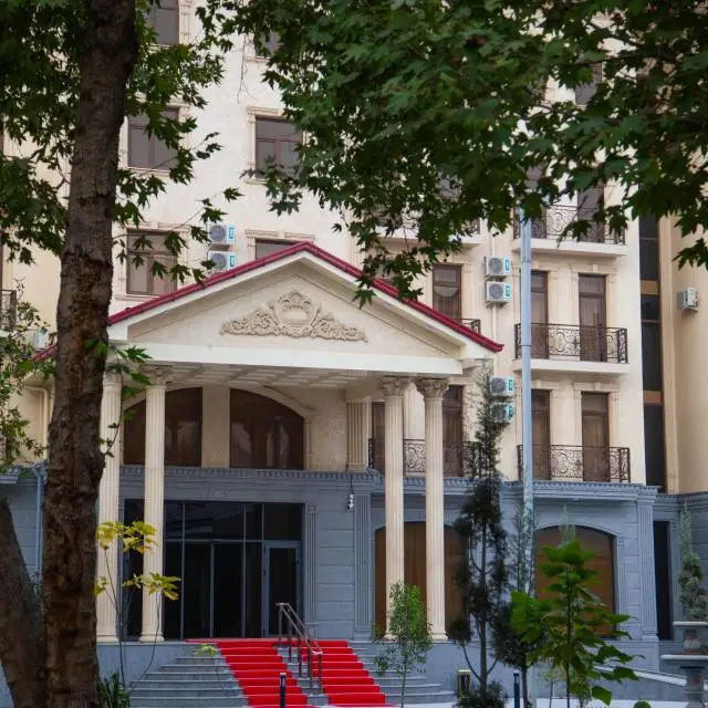 Реальные фото Air Plaza Hotel (Эйр Плаза)