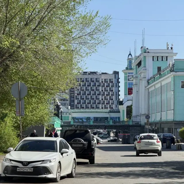 Реальные фото Атмосфера сна на улице Ленина 75