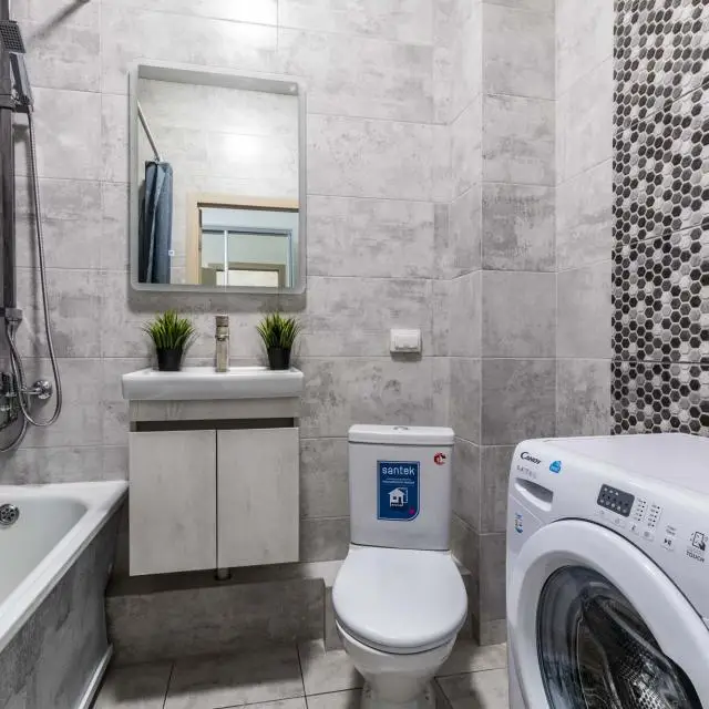 Real photos of DreamHouse on Otto Schmidt Street