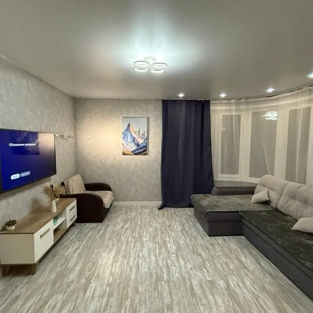 Real photos of Make Yourself At Home Defence102b