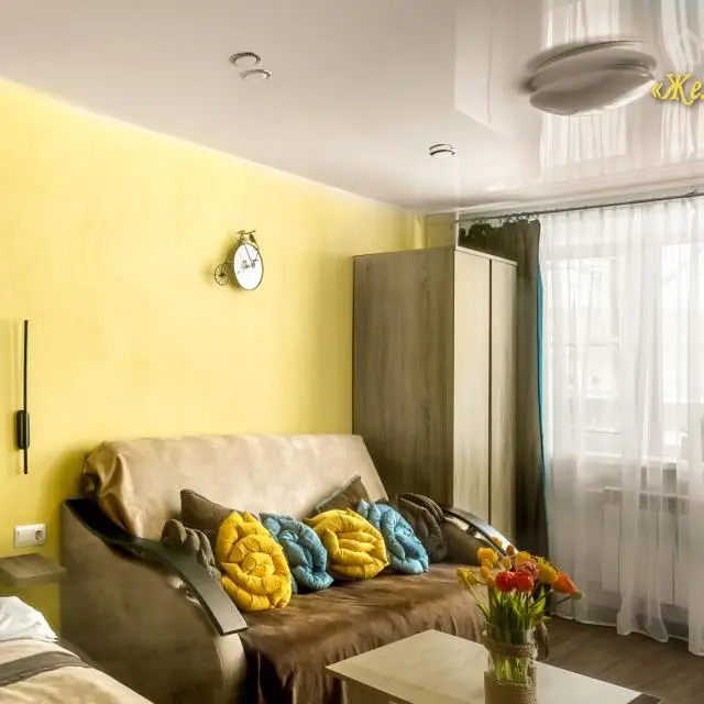 Real photos of Yellow Studio apartment on Bolshaya Oktyabrskaya Street