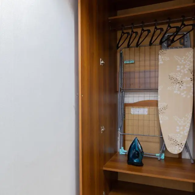Real photos of 2-room apartment with isolated rooms near the metro and railway